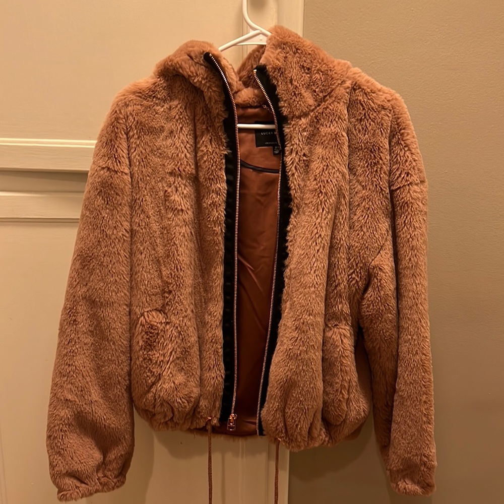 PINKY FLUFFY JACKET